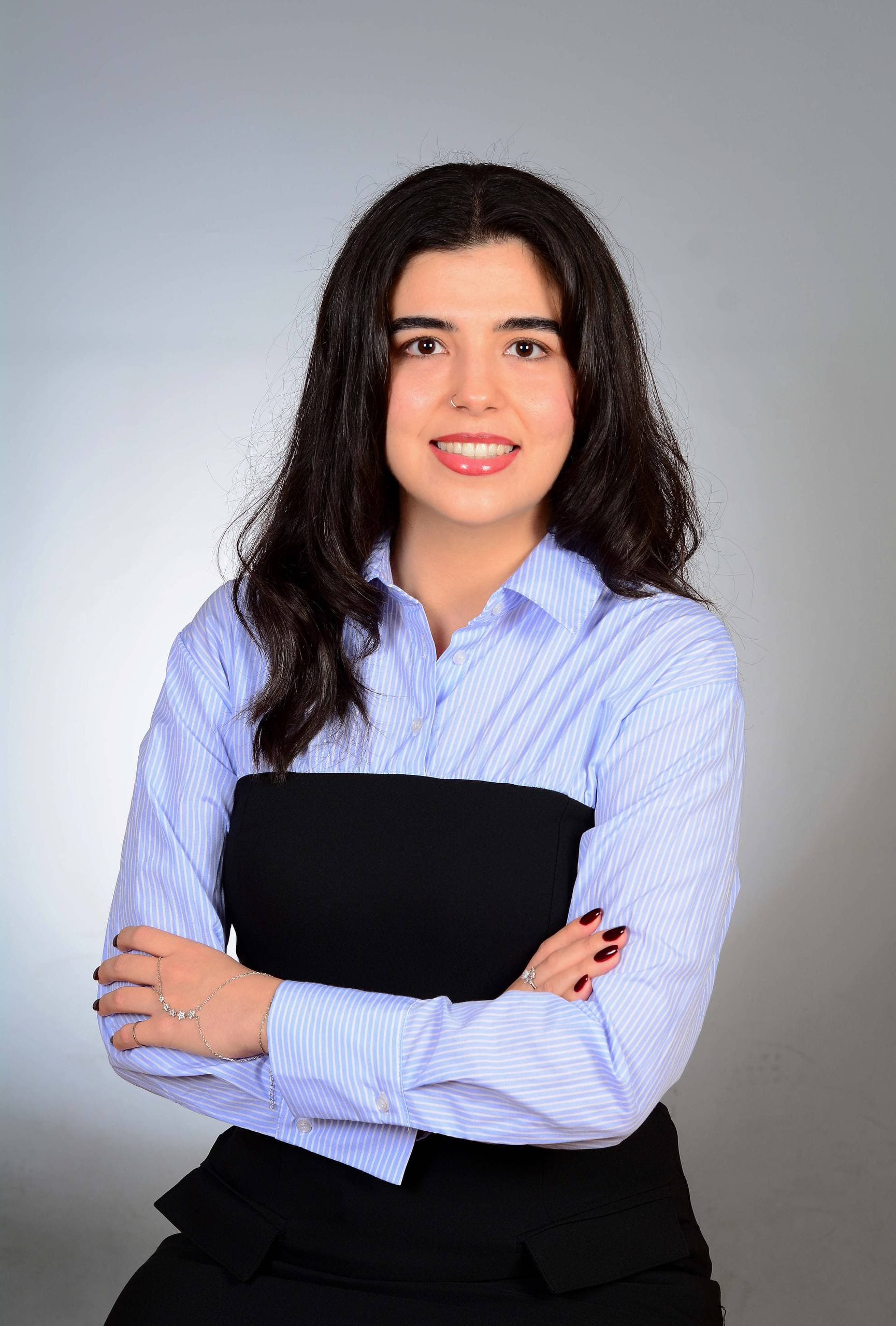 Psikolog Dilek Nur Taş İzmir ofisinde